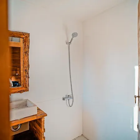 Rascal House Gili Trawangan Apartment Exterior photo